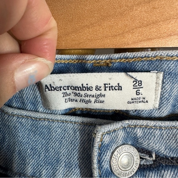 Abercrombie and Fitch The 90s Straight Ultra High Rise sz 6 Long - Picture 3 of 3